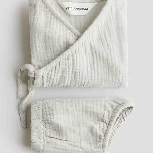 2-Piece Cotton Muslin Gray Baby Kimono Top + Bloomers 6M - Picture 2 of 5